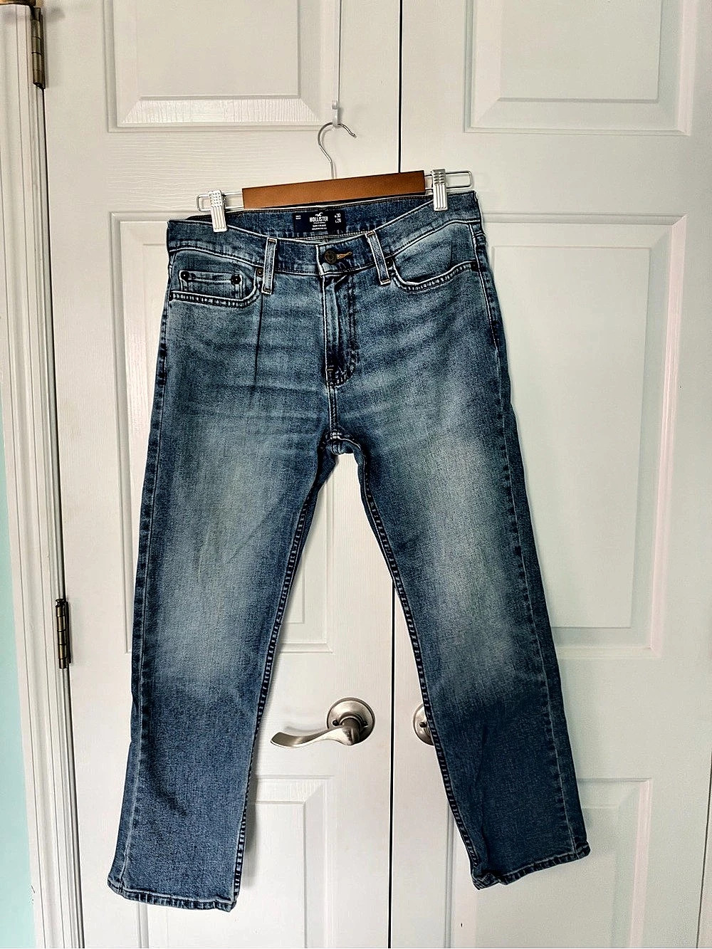 Hollister Men's Straight Leg Blue Jeans
